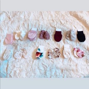 Lou Lou & Company No scratch newborn mittens